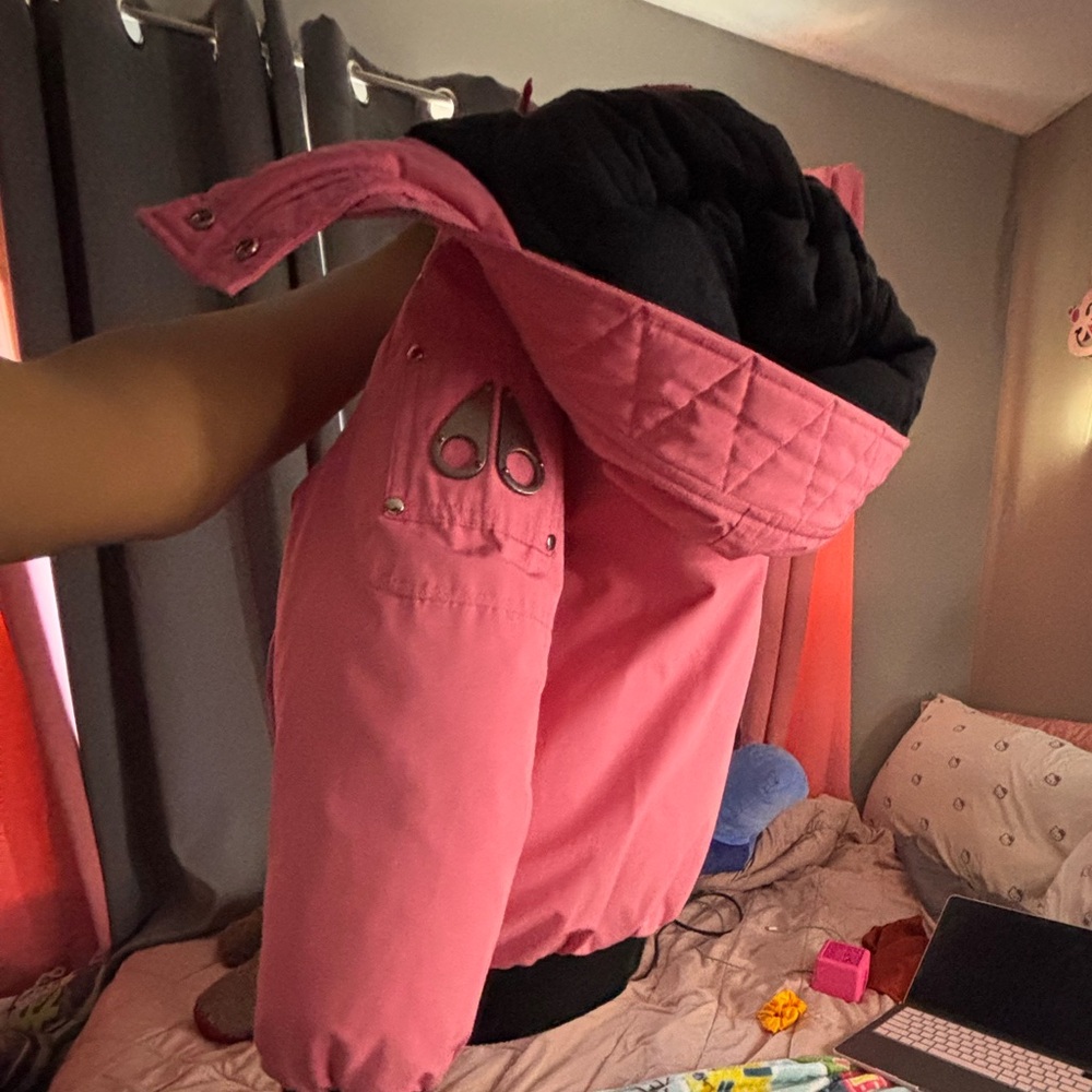 Kids Pink Moose Knuckle Small.
